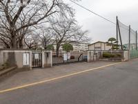 周辺環境:あきる野市立西中学校　距離300m